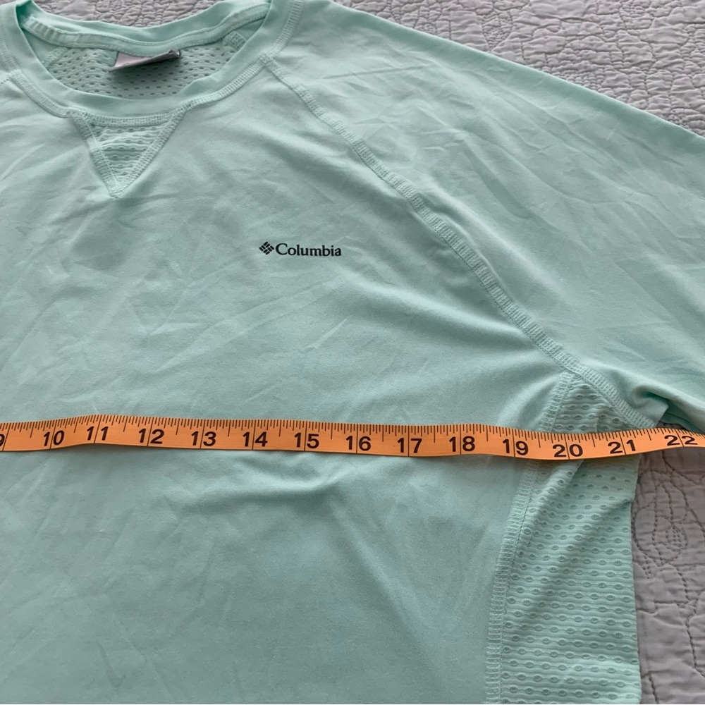 Columbia Women’s Aqua Short Sleeve Performance Shirt Size XL - Picture 6 of 15